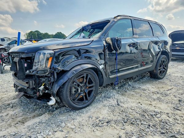 2023 KIA TELLURIDE EX, EX X-Line — Front 3/4