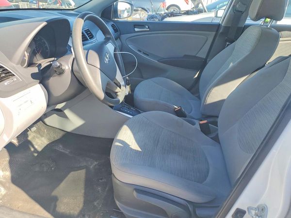 2017 HYUNDAI ACCENT SE Base