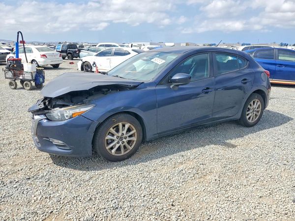 2017 MAZDA 3 Sport — Front 3/4