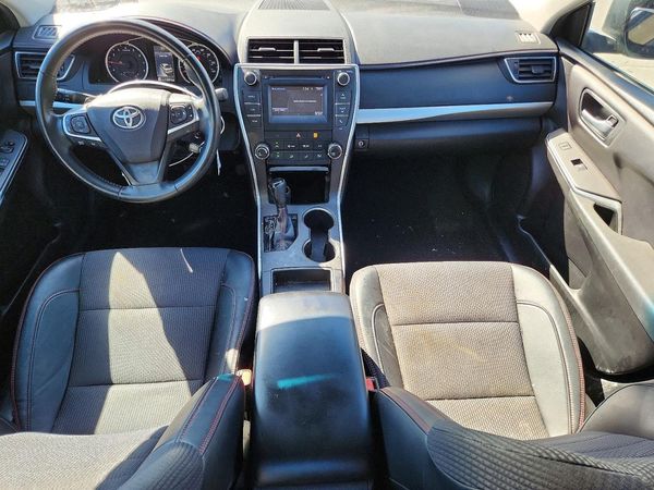 2016 TOYOTA CAMRY