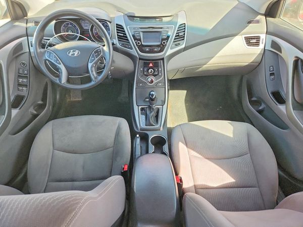 2014 HYUNDAI ELANTRA GLS (Middle)