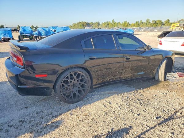 2013 DODGE CHARGER SE