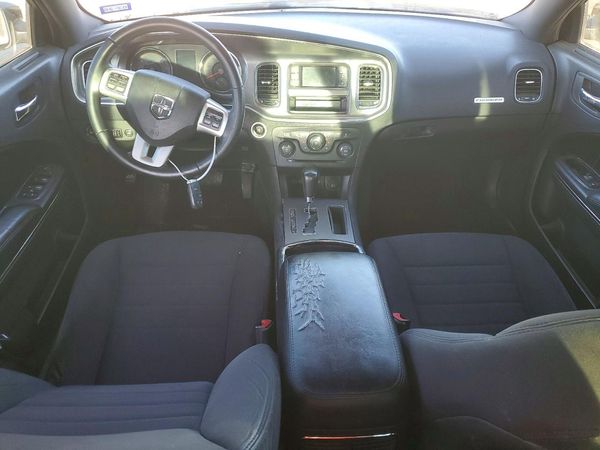 2013 DODGE CHARGER SE