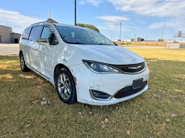 2018 CHRYSLER PACIFICA