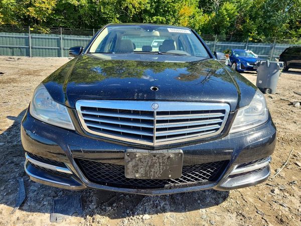2012 MERCEDES-BENZ C C250