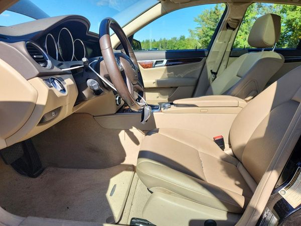 2012 MERCEDES-BENZ C C250