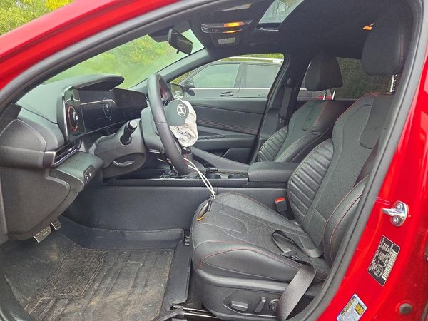 2025 HYUNDAI ELANTRA N Line — DENT