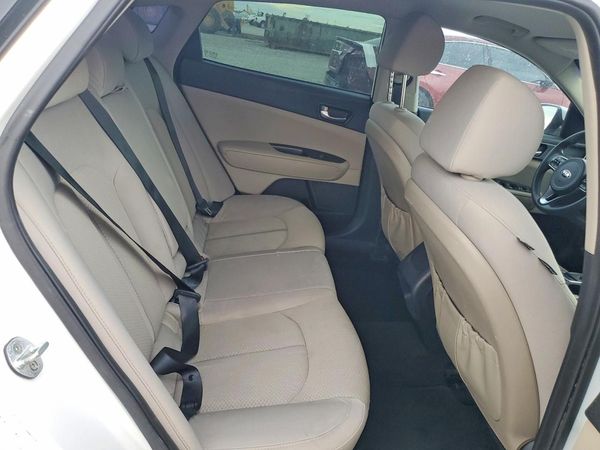 2016 KIA OPTIMA GL
