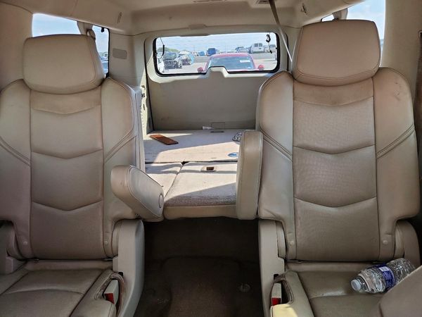 2015 CADILLAC ESCALADE — SUVN