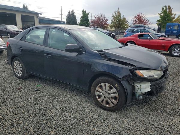 2013 KIA FORTE — Passenger 3/4
