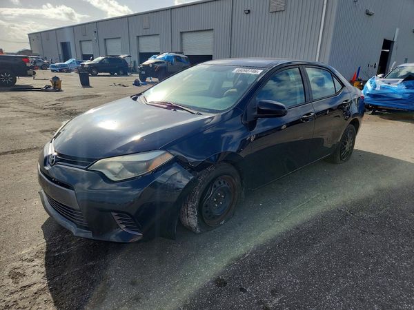 2015 TOYOTA COROLLA — Front 3/4
