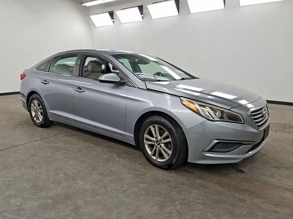 2017 HYUNDAI SONATA SE, Eco — Passenger 3/4