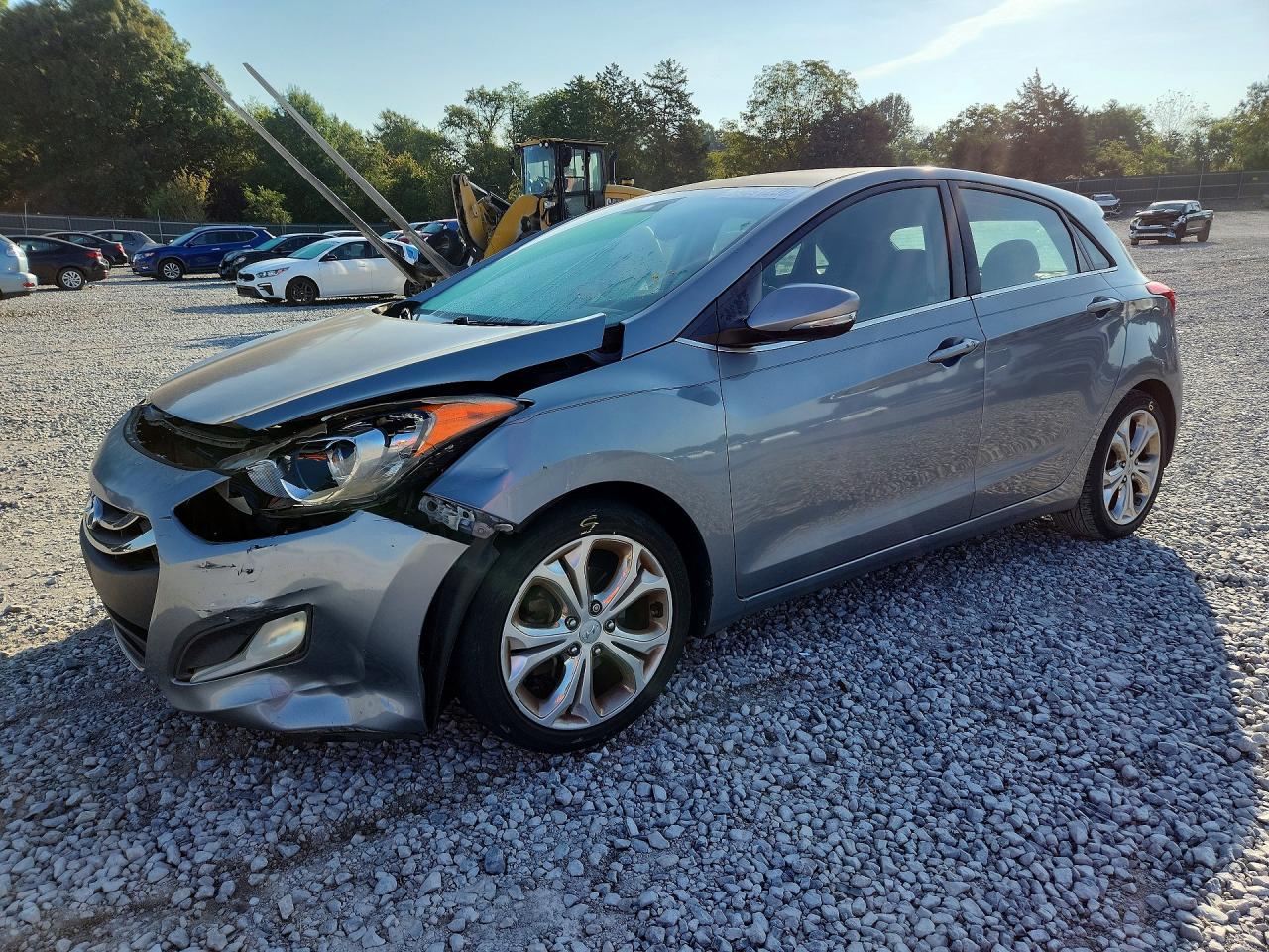 2014 HYUNDAI ELANTRA STD, Style, Tech — Front 3/4