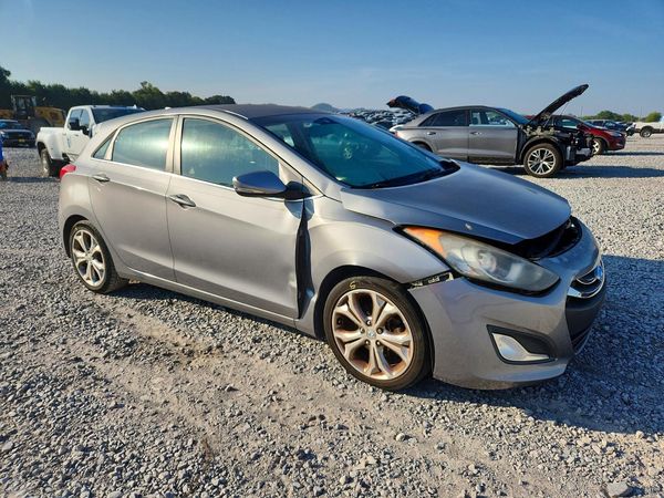 2014 HYUNDAI ELANTRA STD, Style, Tech — Passenger 3/4