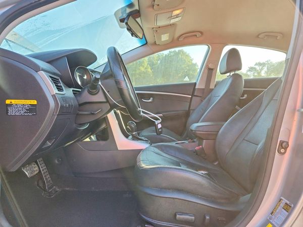 2014 HYUNDAI ELANTRA STD, Style, Tech — DENT