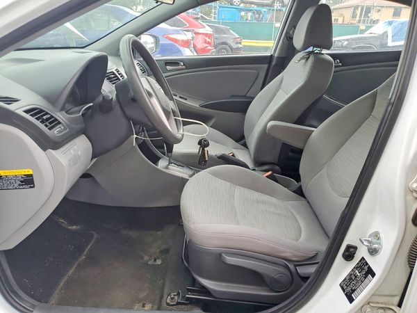 2017 HYUNDAI ACCENT SE Base