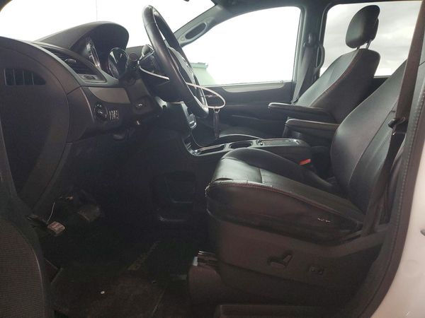 2014 DODGE GRAND CARAVAN — DENT