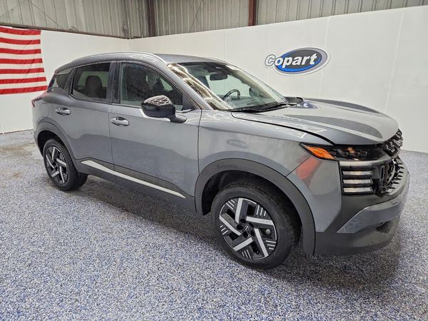 2026 NISSAN KICKS SV — Passenger 3/4