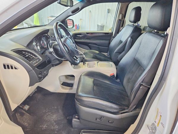 2017 DODGE CARAVAN SXT