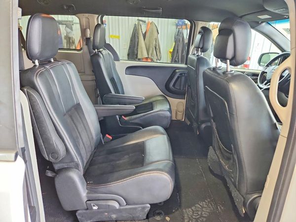 2017 DODGE CARAVAN SXT