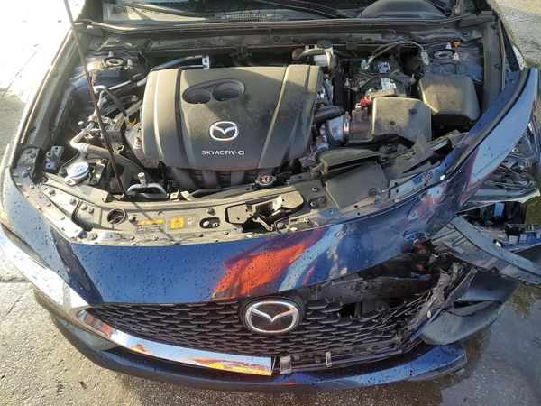 2021 MAZDA 3 — Engine bay
