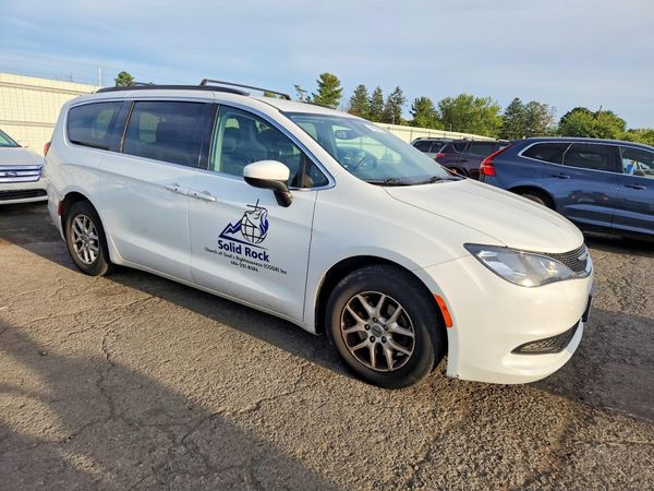 2021 CHRYSLER VOYAGER LXI — Passenger 3/4