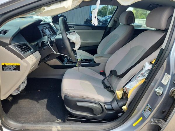 2015 HYUNDAI SONATA — DENT