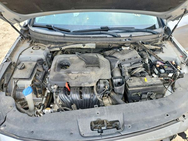 2015 HYUNDAI SONATA — Engine bay