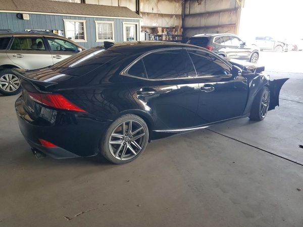 2019 LEXUS IS