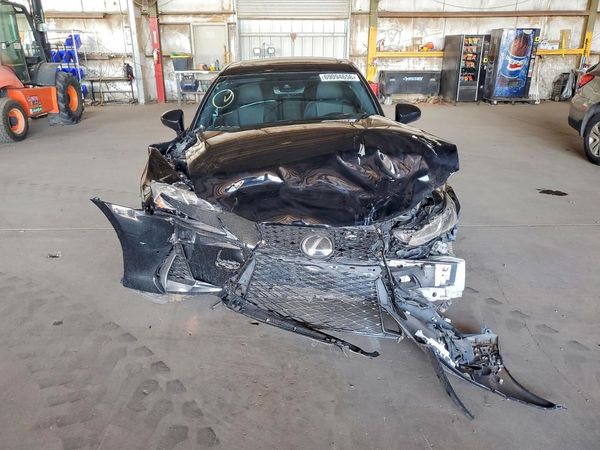 2019 LEXUS IS