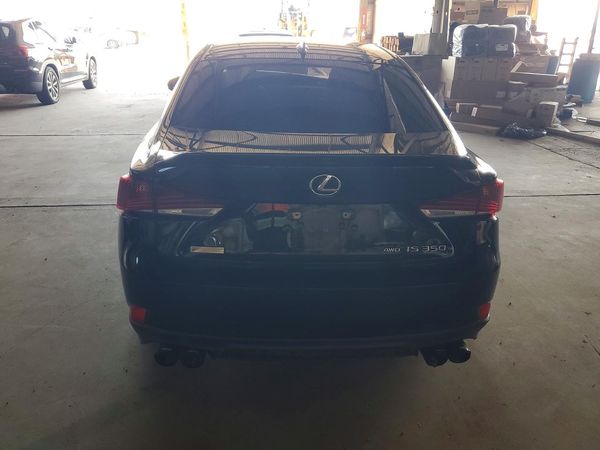 2019 LEXUS IS