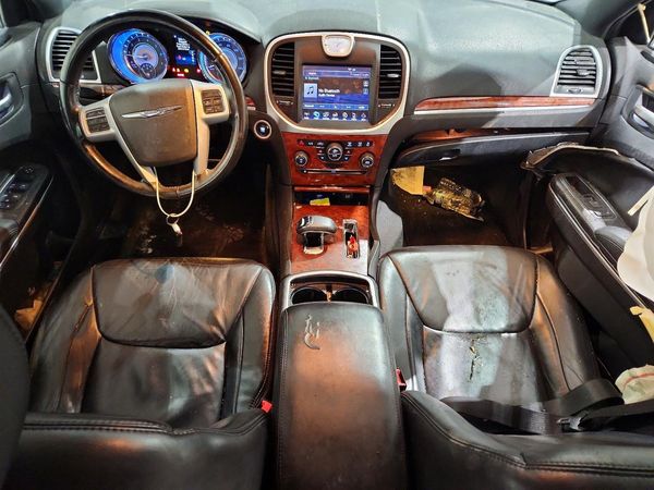 2014 CHRYSLER 300 — CKPT