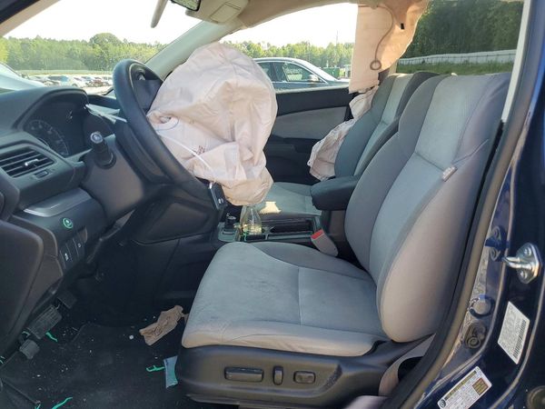 2015 HONDA CRV EX — DENT