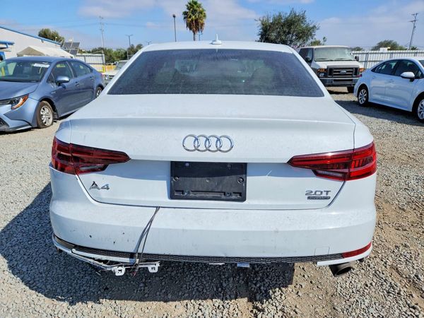 2018 AUDI A4 quattro Premium