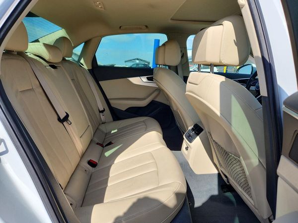 2018 AUDI A4 quattro Premium