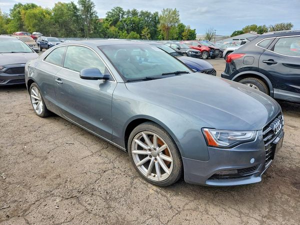 2015 AUDI A5 Premium — Passenger 3/4