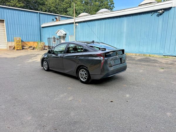 2016 TOYOTA PRIUS One/Two
