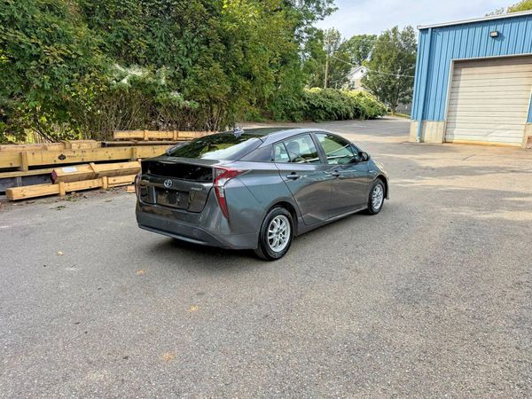 2016 TOYOTA PRIUS One/Two
