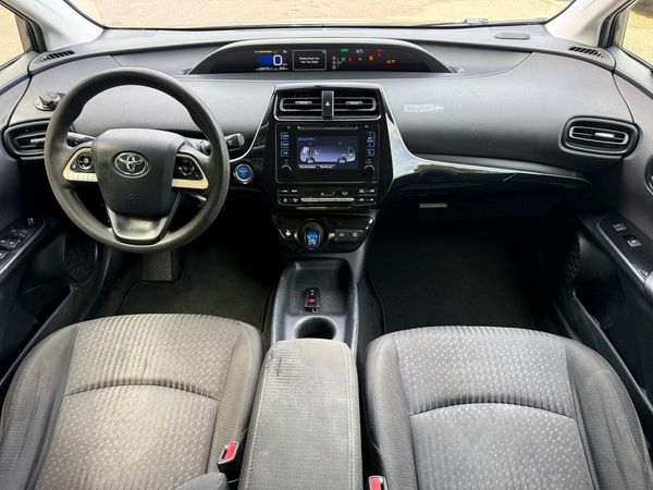2016 TOYOTA PRIUS One/Two