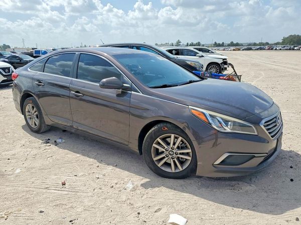 2016 HYUNDAI SONATA — Passenger 3/4