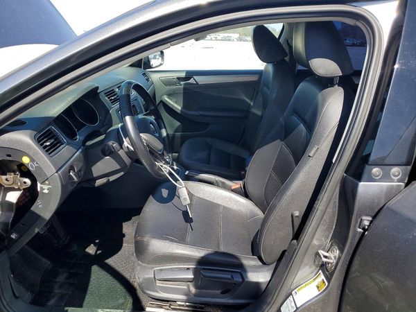 2018 VOLKSWAGEN JETTA SE, Wolfsburg — DENT