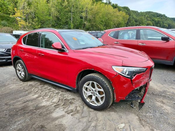 2020 ALFA ROMEO STELVIO — Passenger 3/4