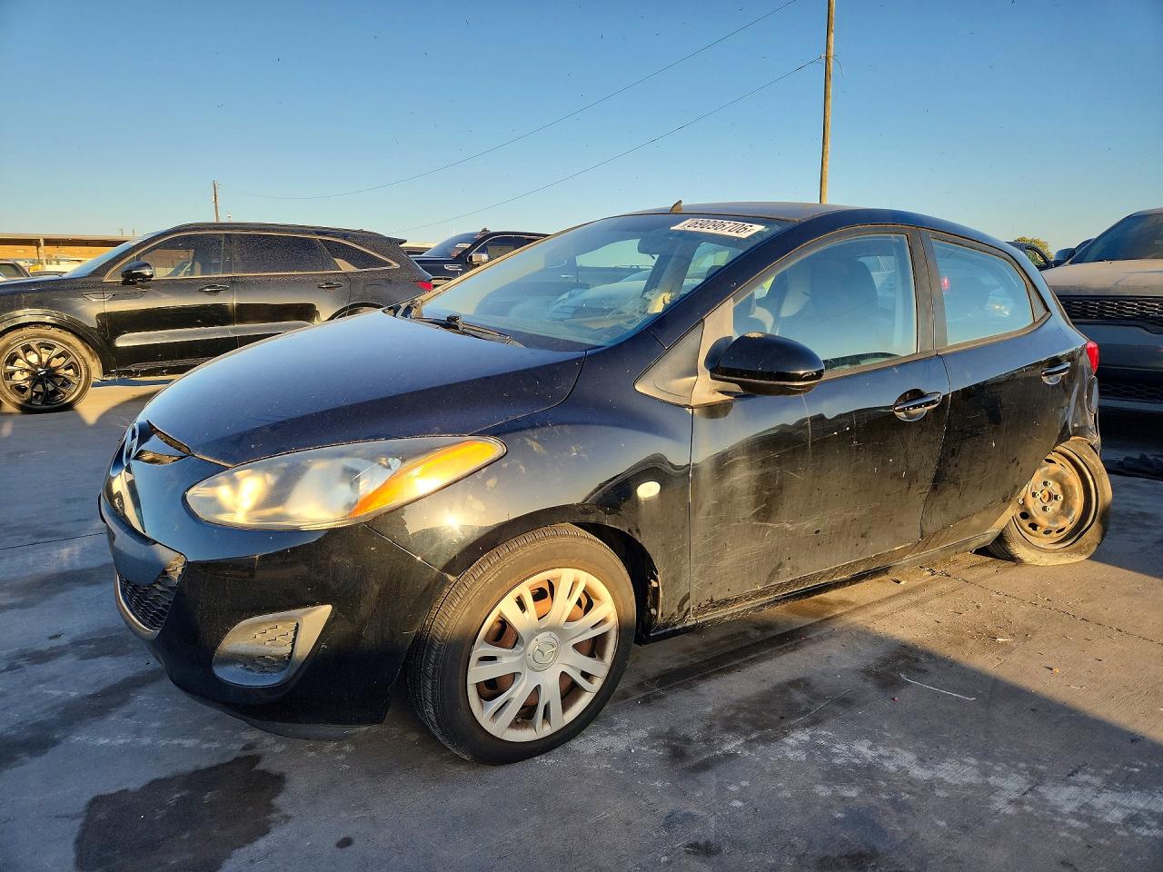 2013 MAZDA MAZDA2 Sport/GX