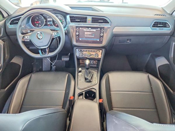 2021 VOLKSWAGEN TIGUAN SE, SE R-Line Black, SEL — CKPT