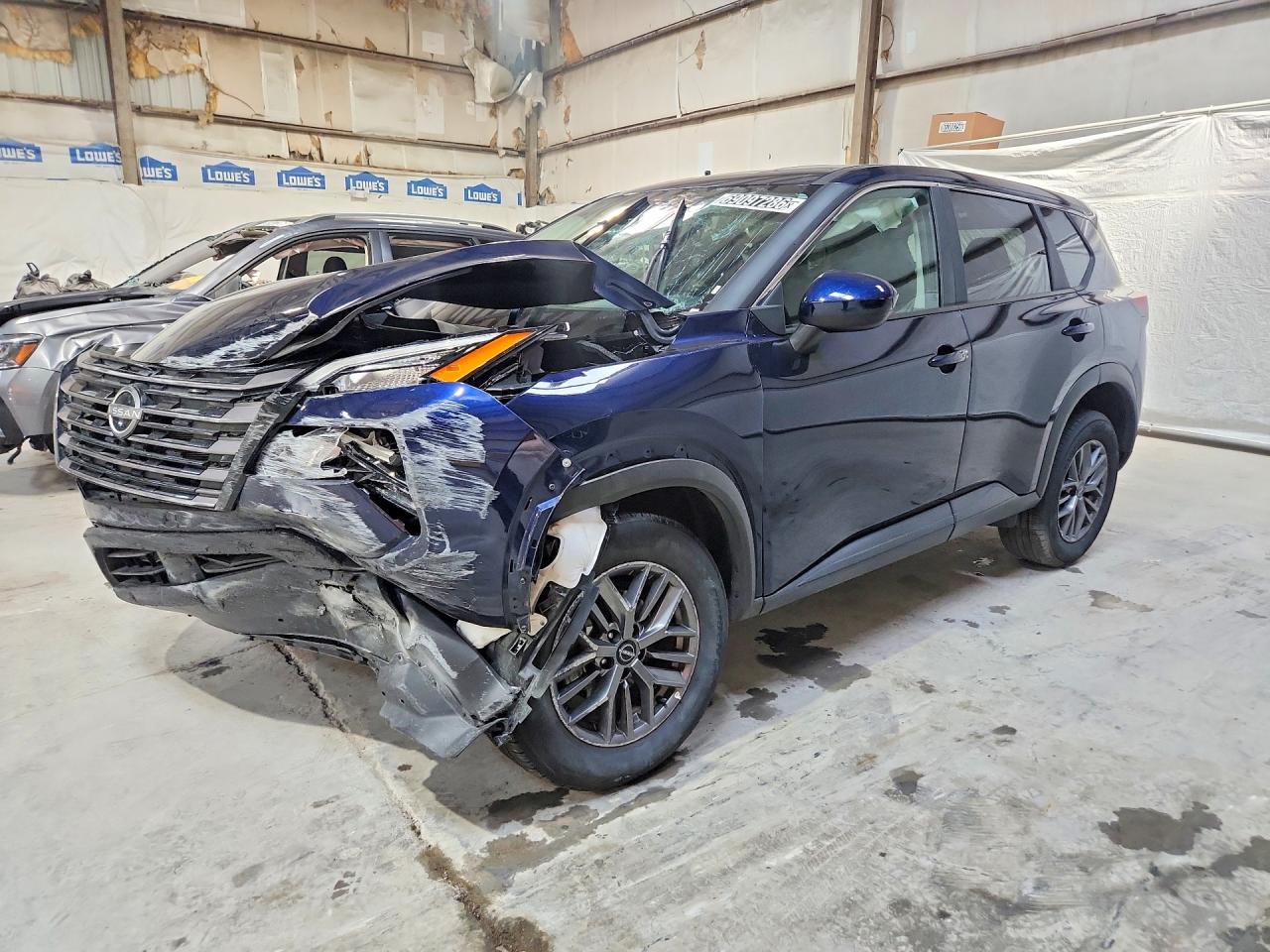 2026 NISSAN ROGUE SV — Front 3/4