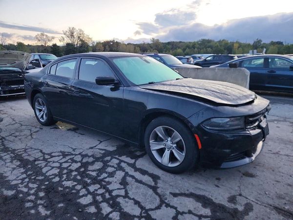 2018 DODGE CHARGER SXT Plus — Passenger 3/4
