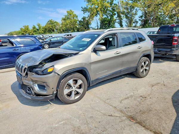 2019 JEEP CHEROKEE — Front 3/4
