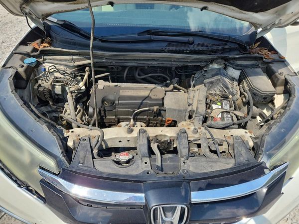 2015 HONDA CRV EX — Engine bay