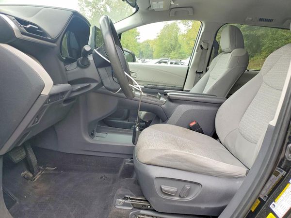 2021 TOYOTA SIENNA — DENT