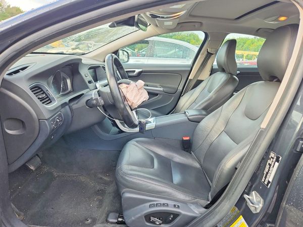 2016 VOLVO S60 — DENT